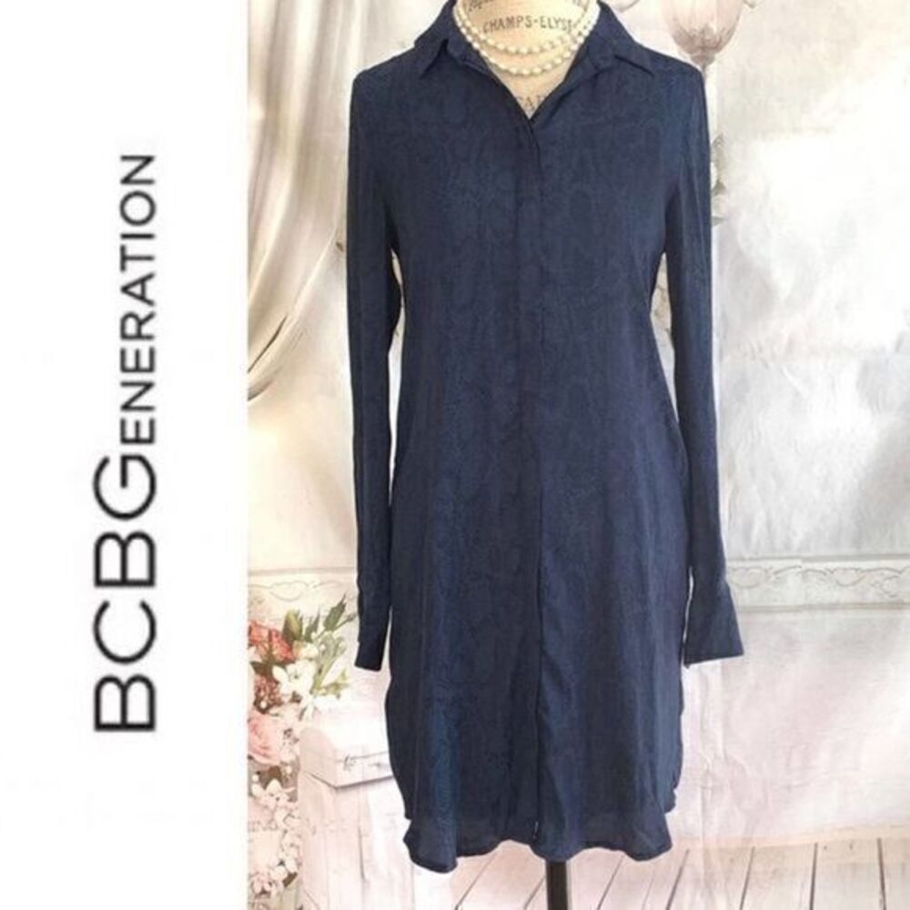 BCBGeneration Blue Snake button Down Tunic shirt